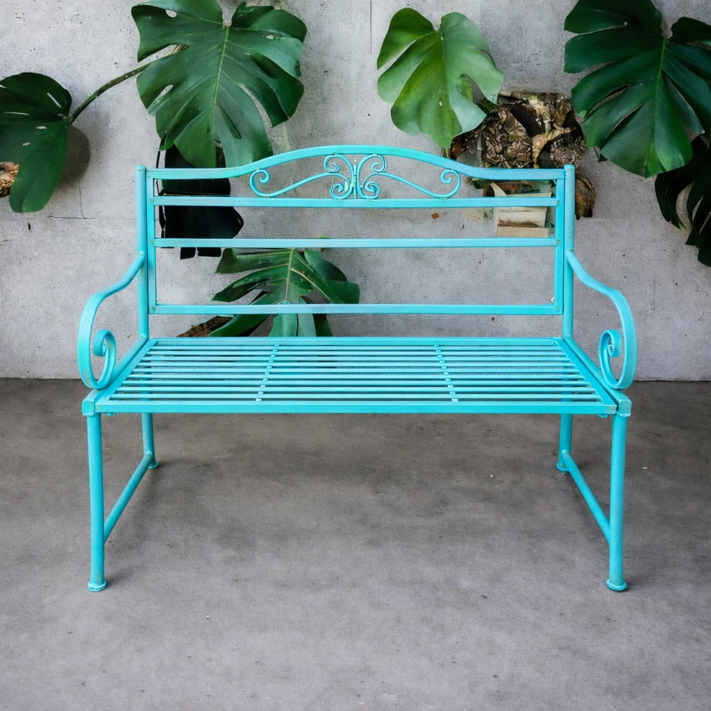 ספסל מברזל בצבע טורקיז