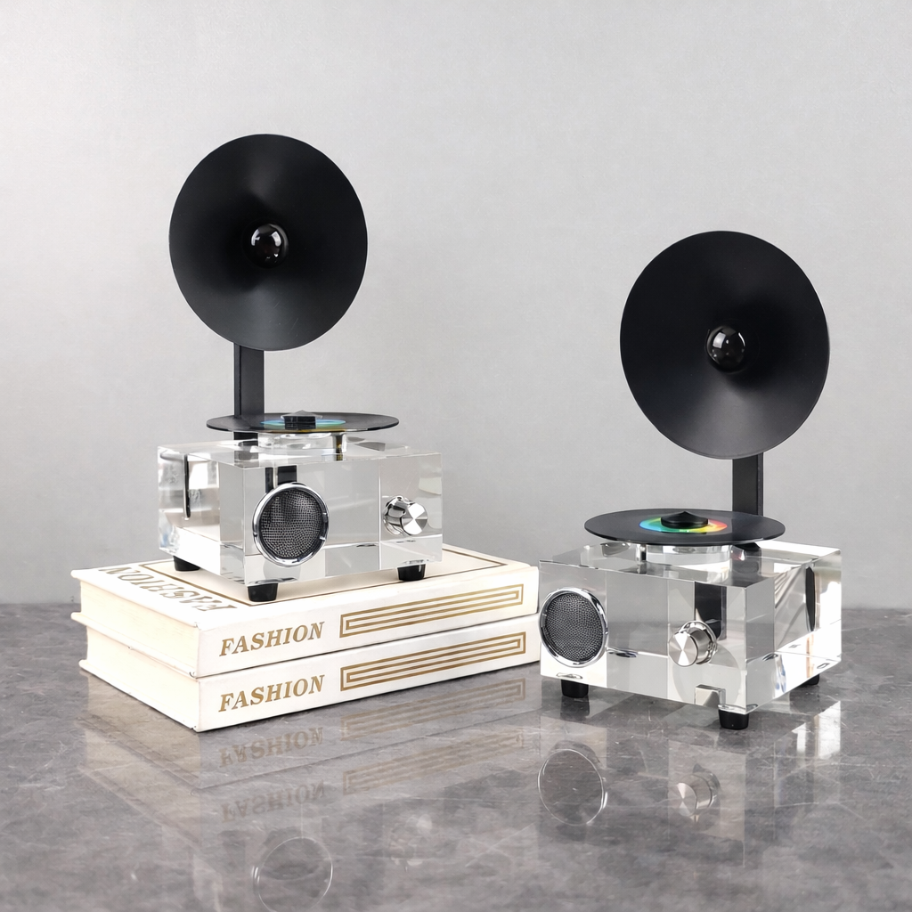 גרמופון נוי מקריסטל בצבע שחור